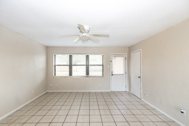 Building Photo - Lubbock Northwest Corridor