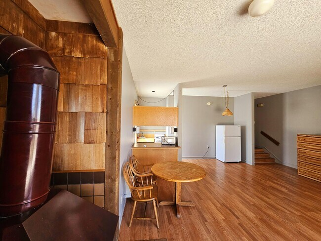 Foto del edificio - 37 Valley View Dr