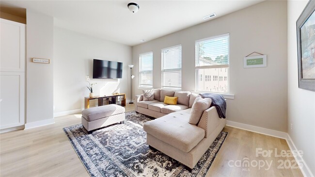 Building Photo - 5020 Central Ave