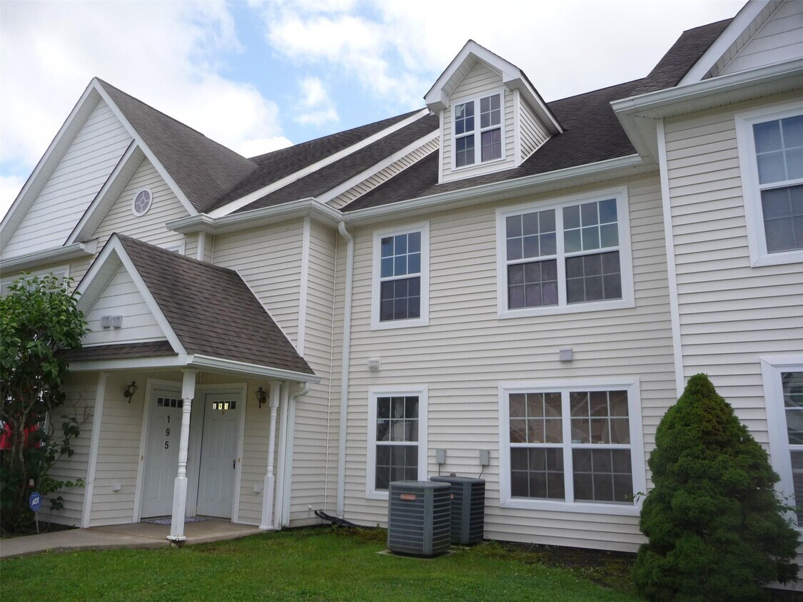 Foto principal - 193 Ruth Ct