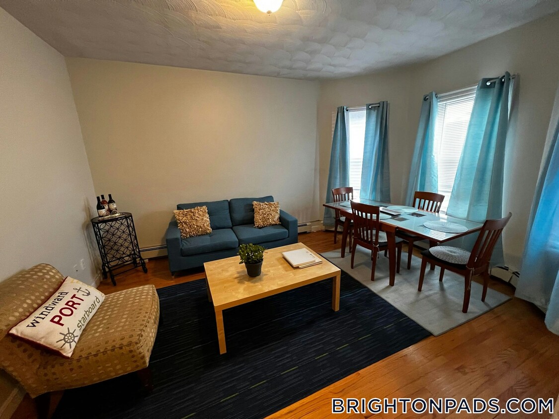 Primary Photo - 40 Litchfield St