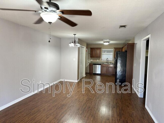 Building Photo - 3102 Stanford St