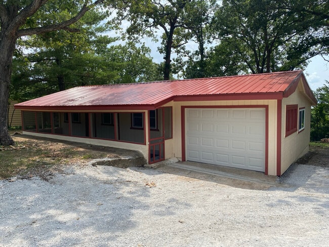 Building Photo - 12132 MO-7