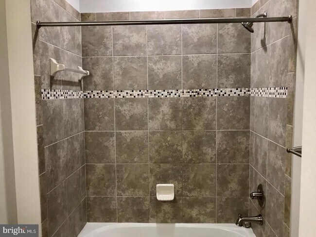 Foto del edificio - 10735 Hinton Wy