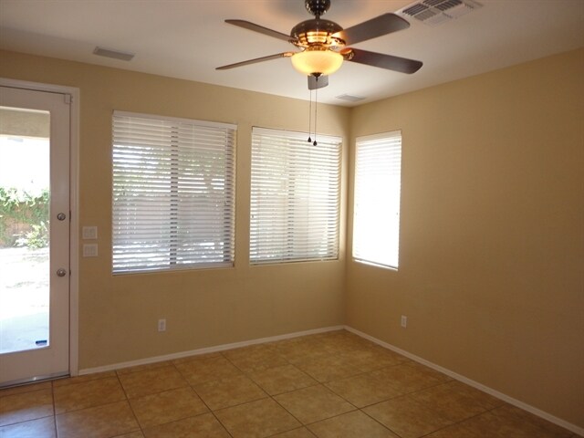 Foto del edificio - 3343 E Pinot Noir Ave