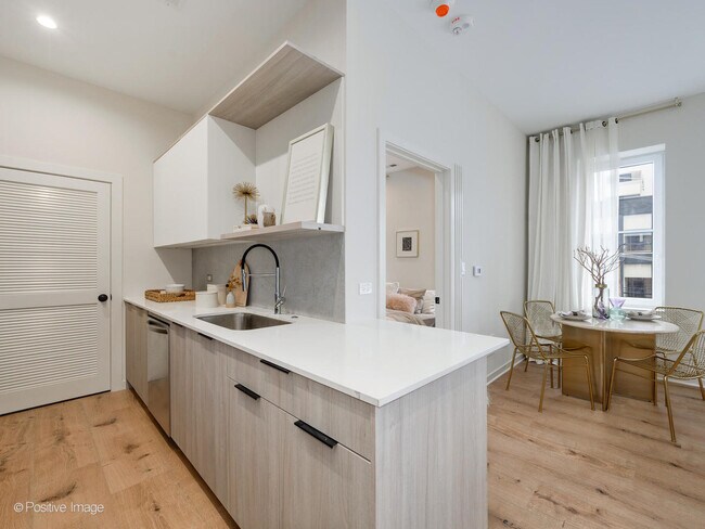 Foto del edificio - 2801 Thatcher Ave