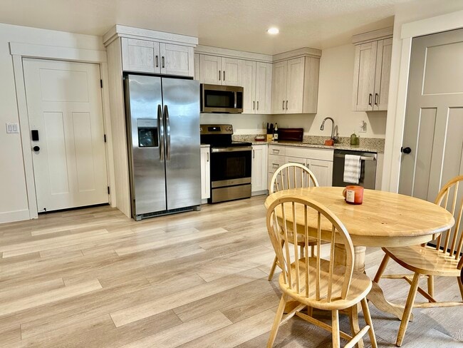 Building Photo - 4349 Half Mile Rd