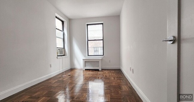Building Photo - 109 E 88th St