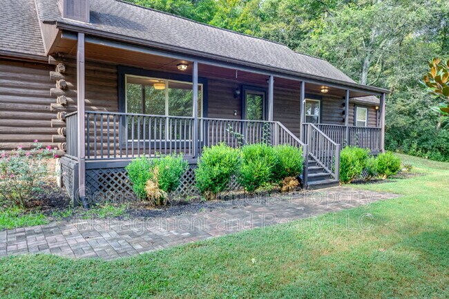 Building Photo - 6738 Quiet Ln