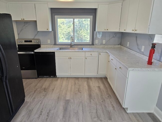 Building Photo - 3320 Griffin Cemetery Rd