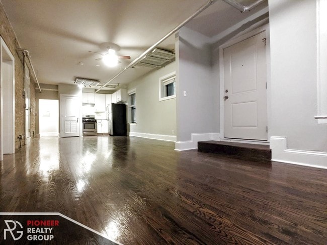 Building Photo - 5158 N Leavitt St