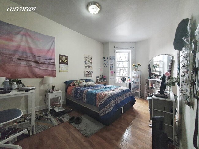 Building Photo - 330 Lefferts Ave