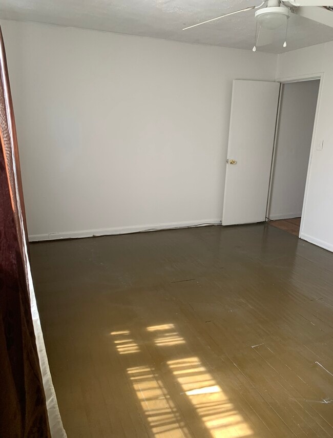 Photo - 62 Oakmont Dr House