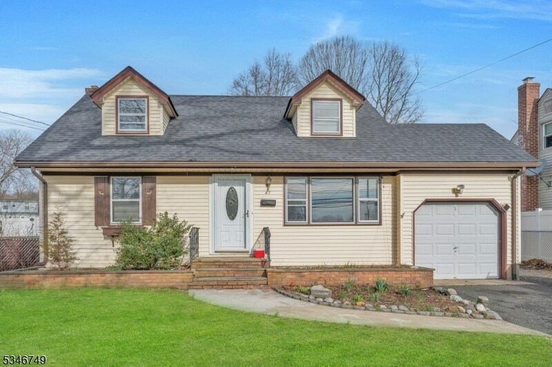 Foto principal - 47 Springfield Ave
