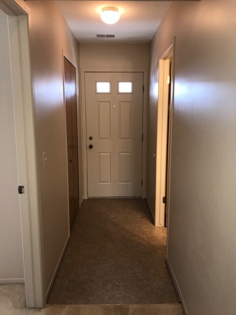 Foto del edificio - 55+ Senior Housing -Pendleton Club Apartments