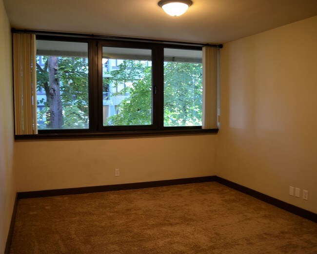 Foto del edificio - 255 SW Harrison St