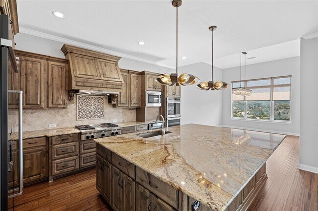 Foto del edificio - 203 Serene Hilltop Cir