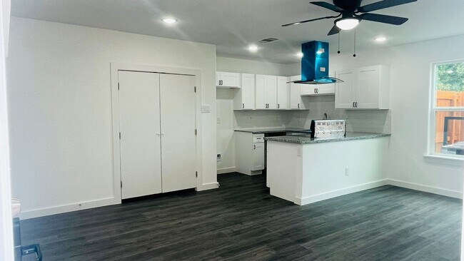 Foto del edificio - 7611 Shotwell St