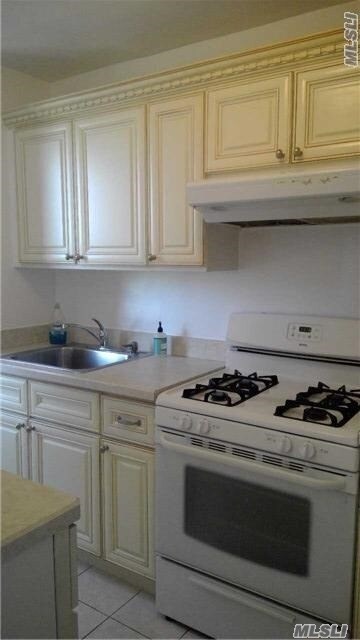 Foto del edificio - 66-40 108th St