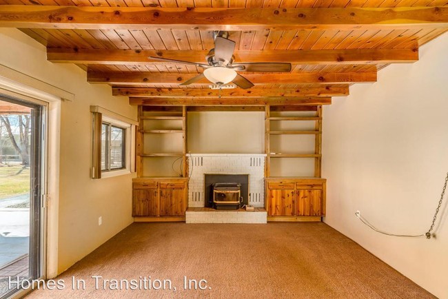 Building Photo - 3 br, 2 bath House - 3205 Beach Rd NW