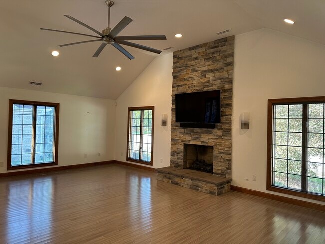 Foto del edificio - 1416 Shenandoah Pkwy