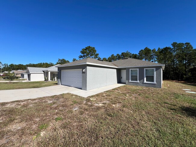 Building Photo - Incredible 3 Bedroom, 2 Bathroom Home in M...