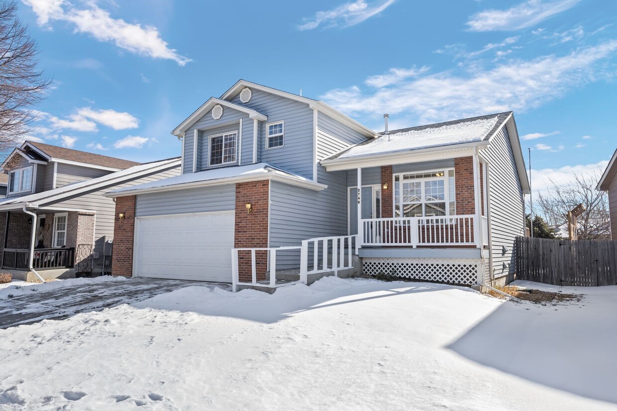 Primary Photo - Beautiful 2 story home