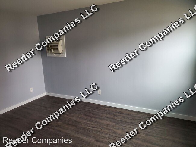 Building Photo - 3 br, 1 bath House - 7736 Beech Avenue