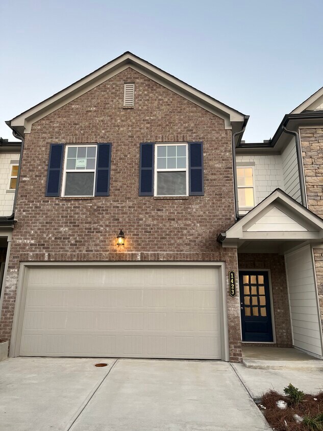 1423 Ben Park Way, Grayson, GA 30017 Townhome Rentals in Grayson GA