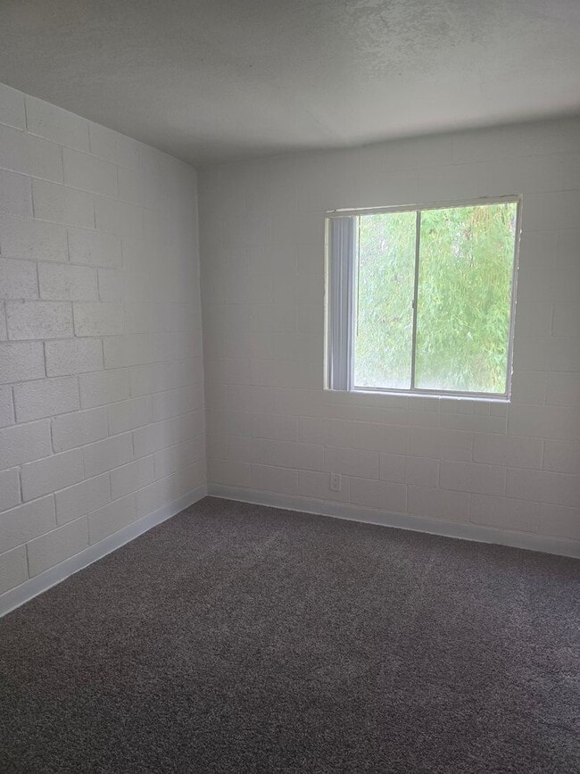 Interior Photo - The Lowell Apartments