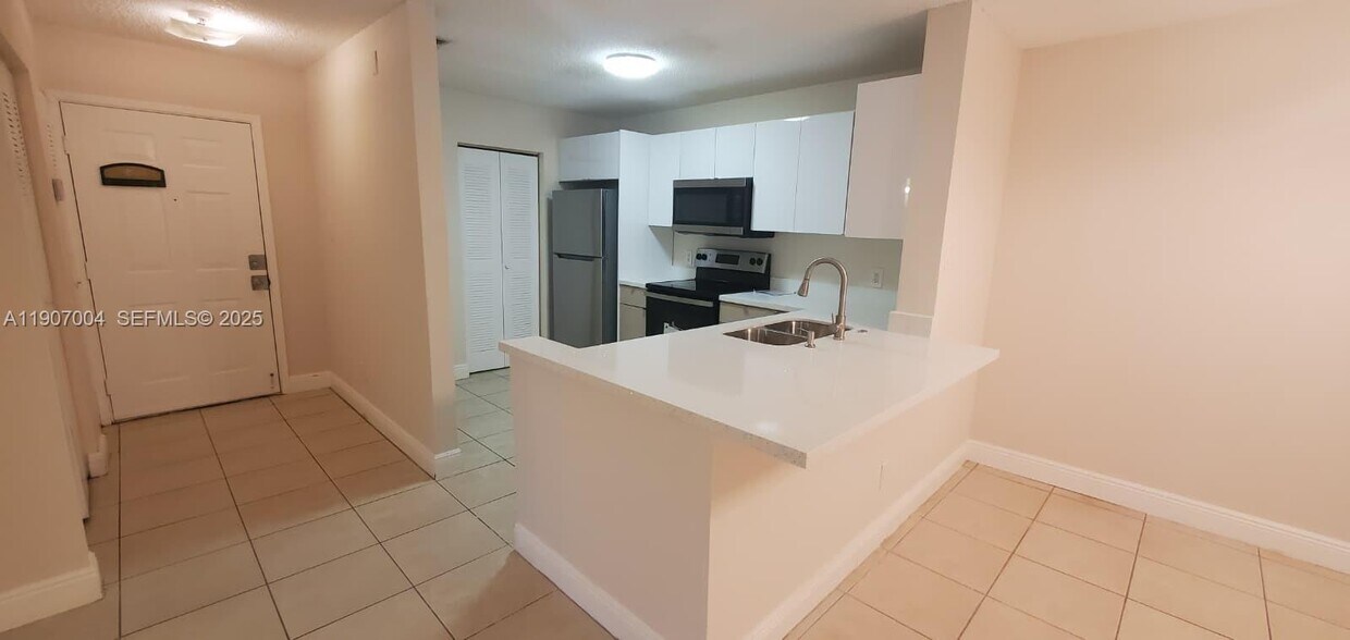 Photo - 2209 South Cypress Bend Drive, Pompano Beach, FL 33069 - 2 BR 2 BA condo