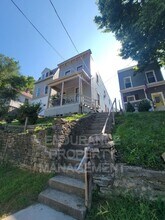 Building Photo - 538 Grand Ave