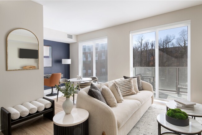 Building Photo - Ovation at Park Crest