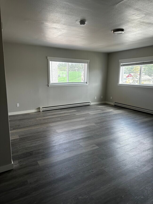 Sala de estar/comedor - 3519 S 56th St