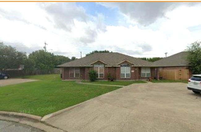 Building Photo - 1010 Sun Meadow Ct