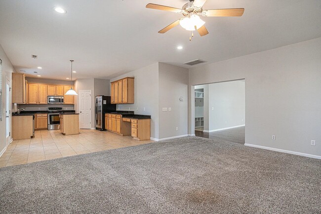 Building Photo - 239 Clayburne Dr
