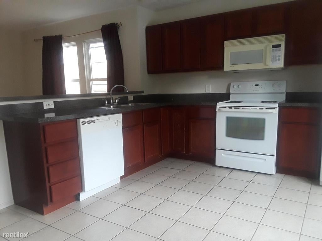 Foto principal - 3688 Silsby Rd