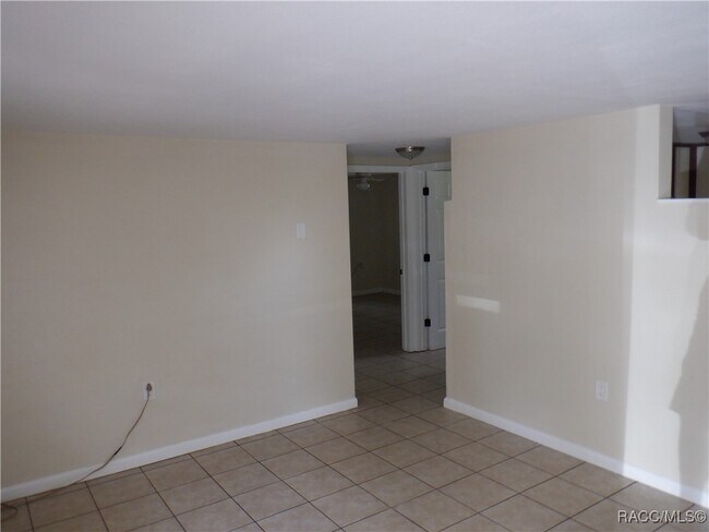 Foto del edificio - 2 Esskay St