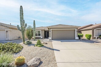 Building Photo - 3807 E Hazeltine Way