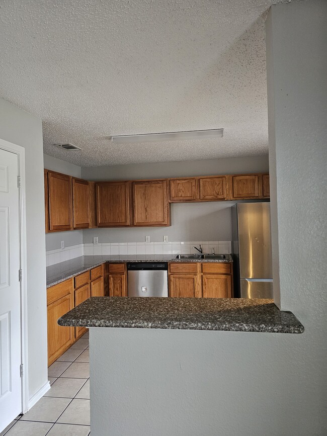 Building Photo - 3015 Flask Dr