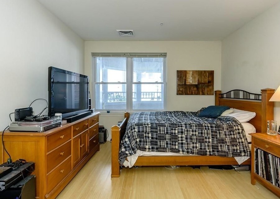 318 Rindge Ave, Cambridge, MA 02140 Condo for Rent in Cambridge, MA