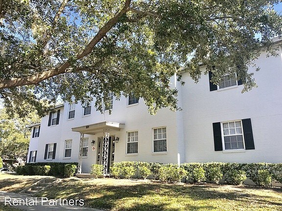 Primary Photo - 1611 Stockton St