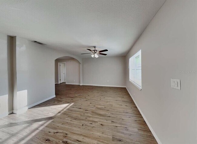 Foto del edificio - 4389 Signal Hill Rd