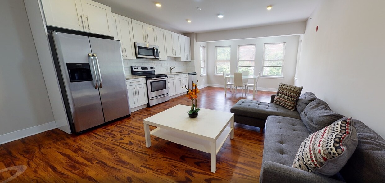 Photo - 549 Armstrong St Apartments