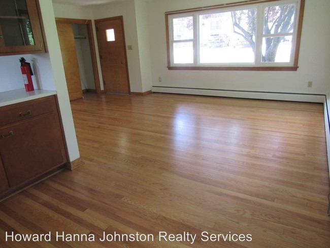 Building Photo - 3 br, 2 bath House - 1539 Grant Avenue