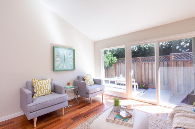 Building Photo - 1468 Golden Meadow Square