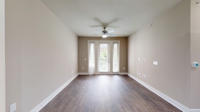 Interior Photo - Savoye