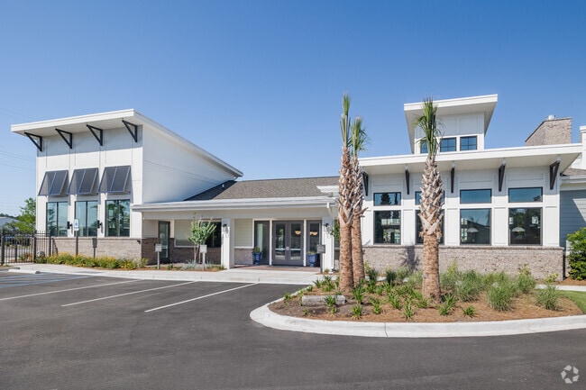 Leasing Office - The Emmett on Montague