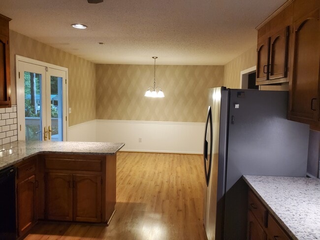 Photo - 105 Vermont Dr House