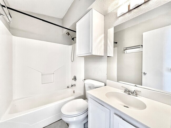 Foto del edificio - 701 W Sycamore St